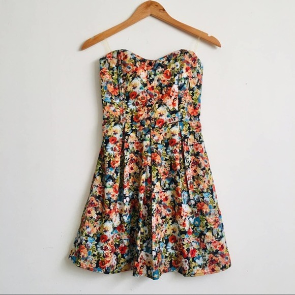 Pink Owl Dresses & Skirts - Pink Owl Floral Sweetheart Strapless Dress S